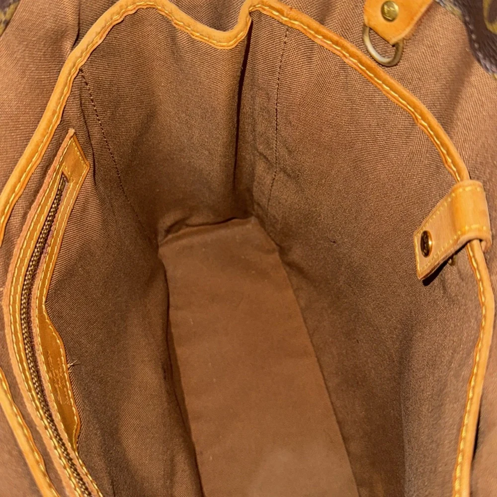 Louis Vuitton Monogram Vavin Tote GM! Preloved 7.8/10 - Picture 12 of 17